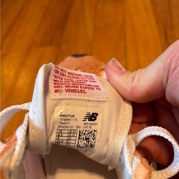 New Balance 327 Casual Women's Sneakers Shoes Peach Blossom size 10 - Picture 8 of 8